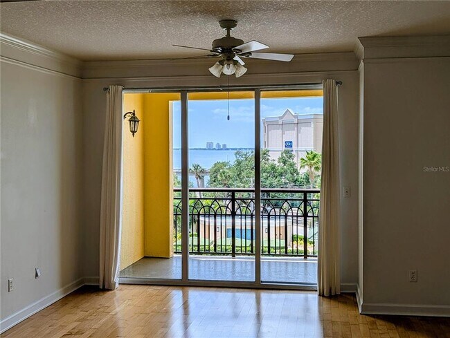 Foto del edificio - 345 Bayshore Blvd