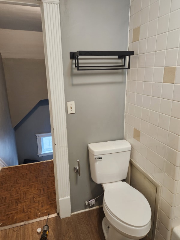 Primary Photo - 560 W 17th St