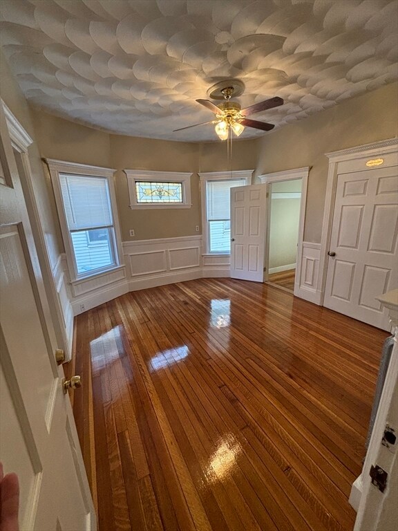 Building Photo - 118 Harrishof St