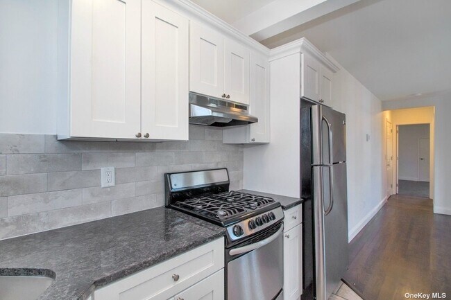 Building Photo - 172 Fire Island Ave