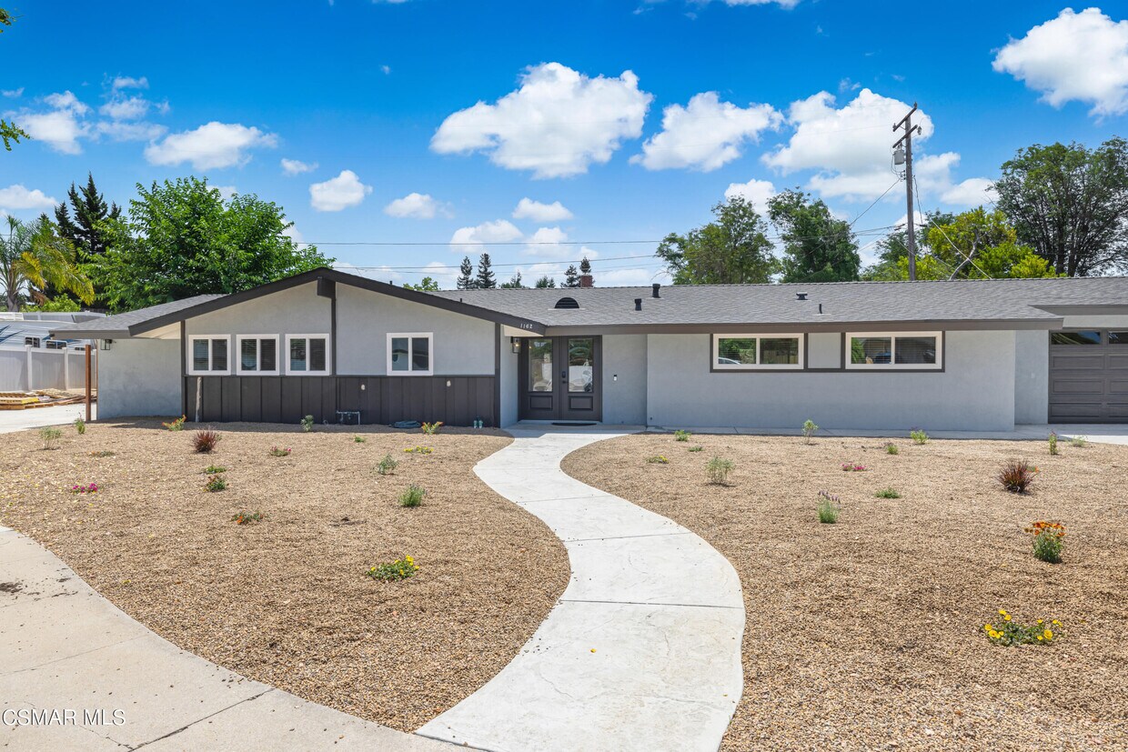 Primary Photo - 1162 Roxbury Pl