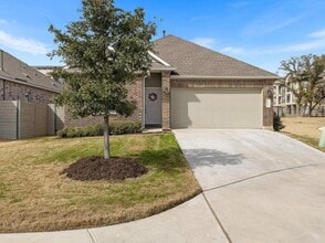 Building Photo - 104 Blue Blaze Trl