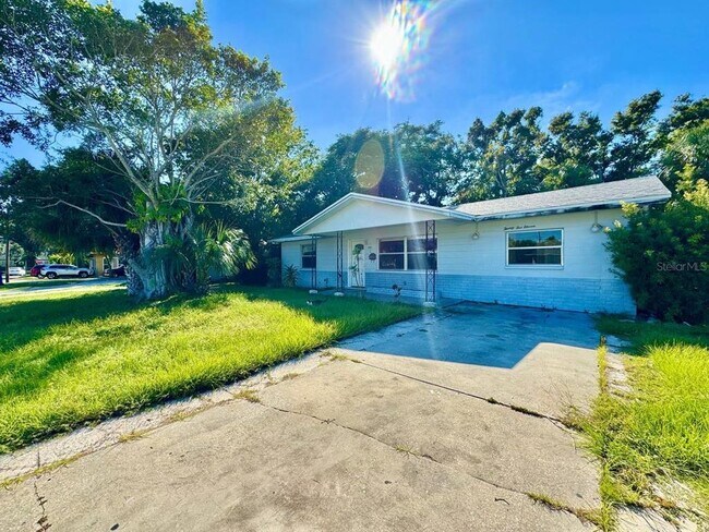Building Photo - 2511 Imlay Ct S