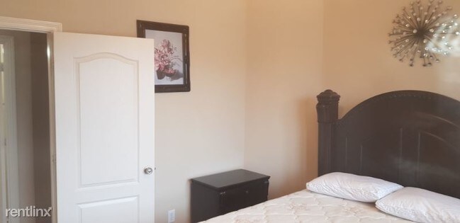 Foto del edificio - 14014 Summer Ash Ln