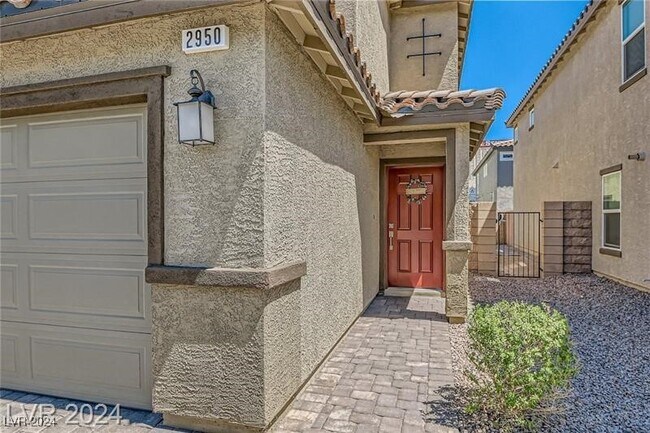 Building Photo - 2950 Torreon Ln