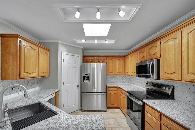 Foto del edificio - 8632 Duke Ave