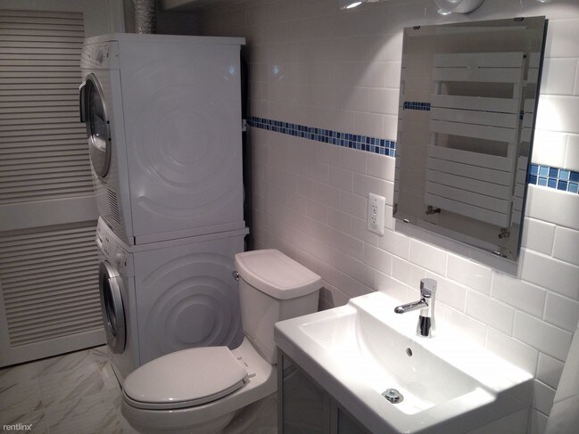 Foto del edificio - 1 br, 1 bath  - 807 Allison St NW