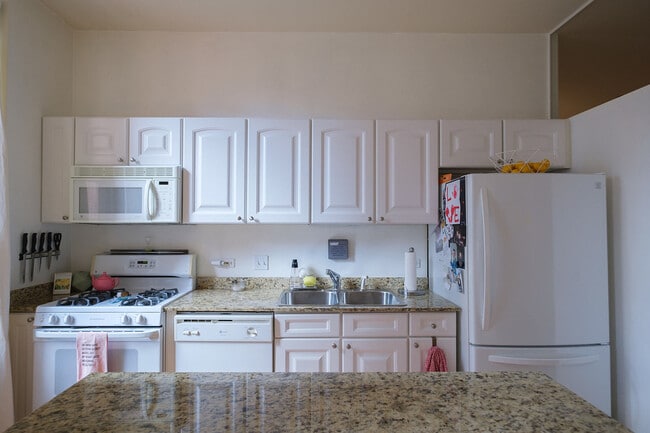 Foto del edificio - 208 W Washington St