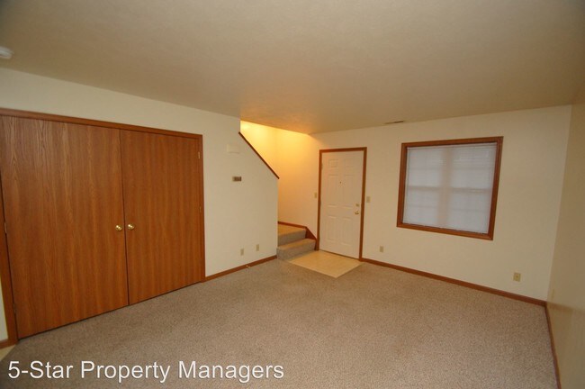 Building Photo - 117 Watertower Ct