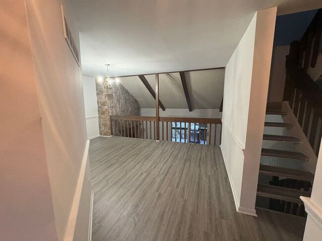 Building Photo - 3 Bedroom 2 1/2 bath Townhome in Pike Creek