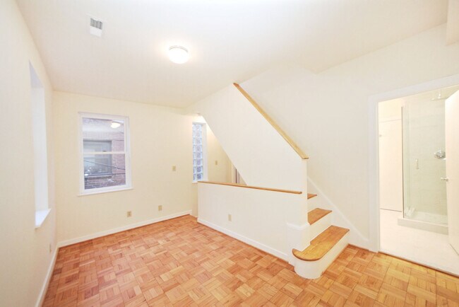 Foto del edificio - 1221 N Street, NW