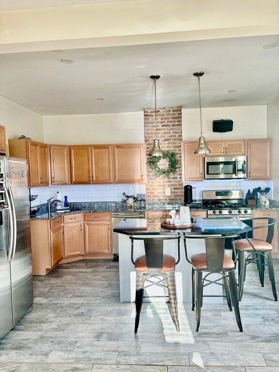 Foto del edificio - 18 Hooper St