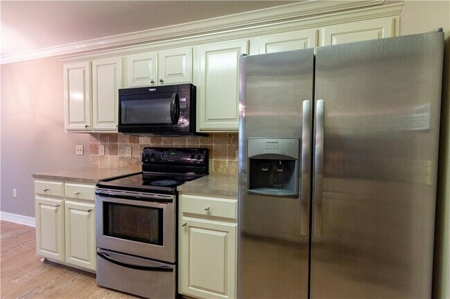 Foto del edificio - 2110 E Cinnamon Way
