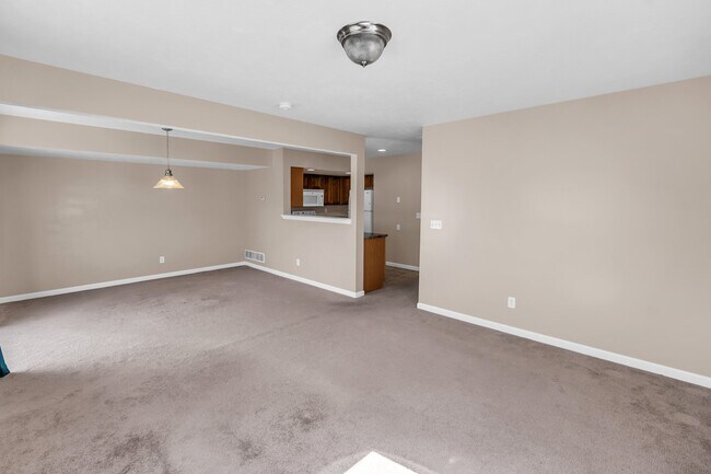 Building Photo - 2705 Cloud Ct