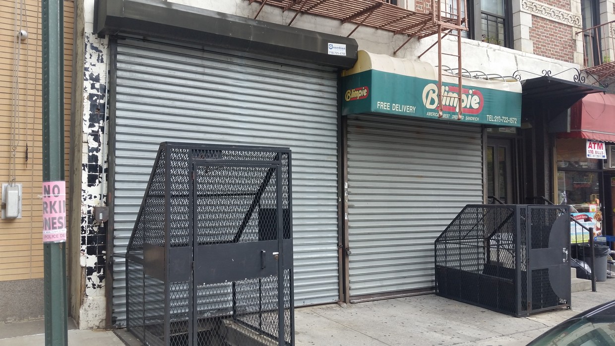 Building Photo - 29 E 104th St
