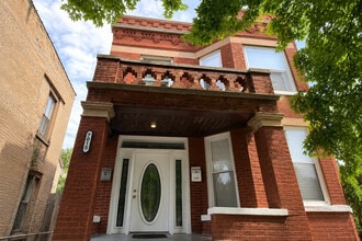 Building Photo - 7015 S Peoria St
