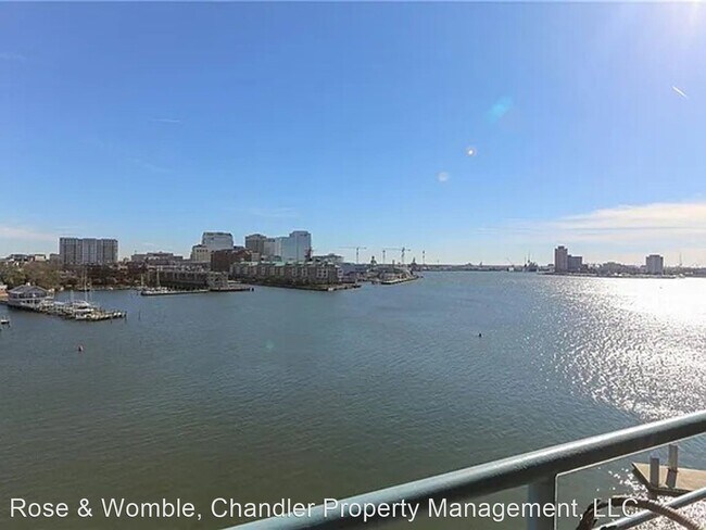 Foto del edificio - 1 br, 1 bath House - 40 Rader St #411