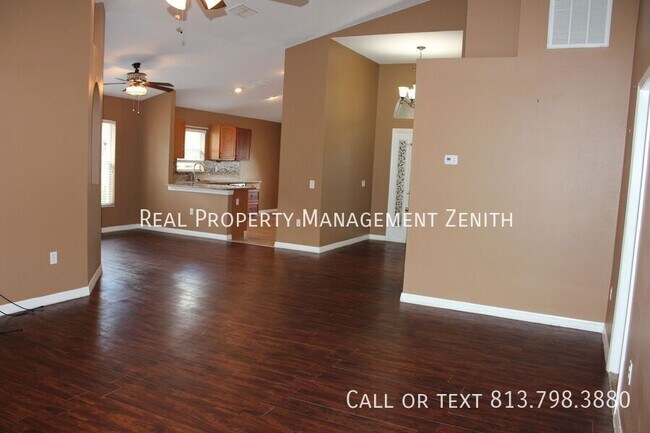 Building Photo - 7302 Parkersburg Dr