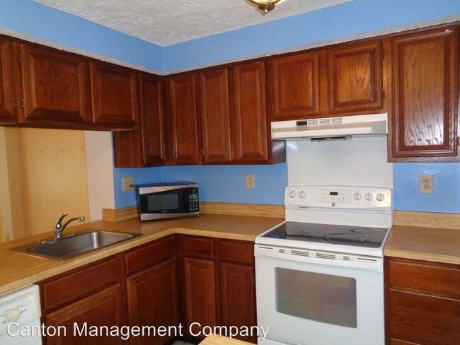 Foto del edificio - 2 br, 1.5 bath House - 81 Stillwood Circle
