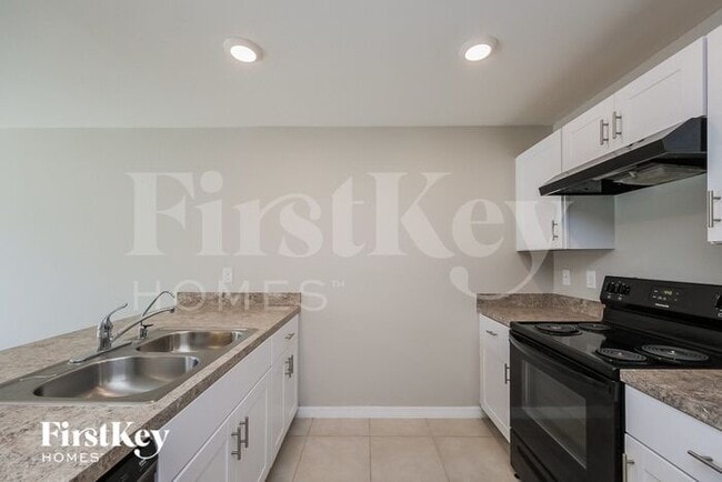 Foto del edificio - 1724 NE 34th St