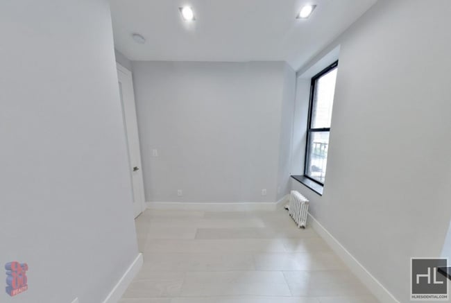 Building Photo - E 18TH ST.