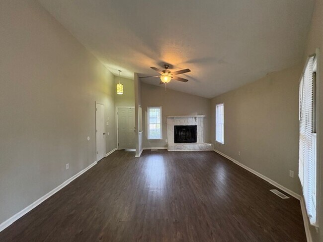 Building Photo - 9436 Gooden Dr