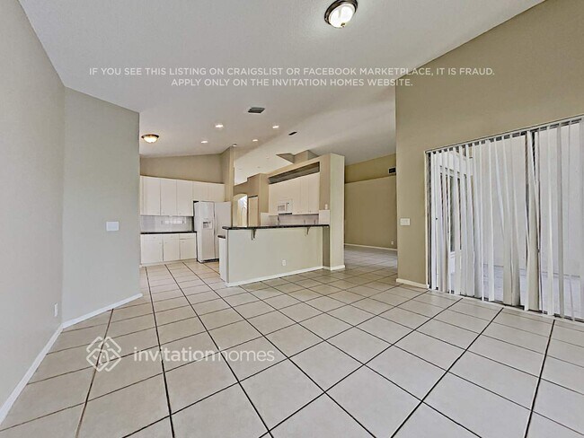 Foto del edificio - 1543 SW 161st Ave