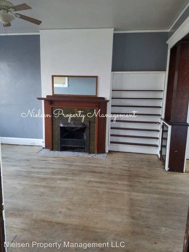 2714 1/2 W Park St, Butte, MT 59701 Apartment for Rent in Butte, MT