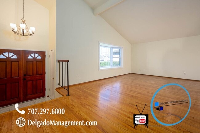 Foto del edificio - Large beautiful home