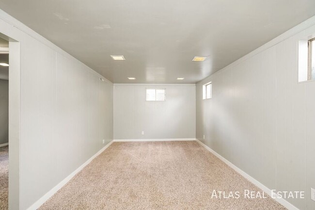Foto del edificio - 4028 Colony Hills Cir