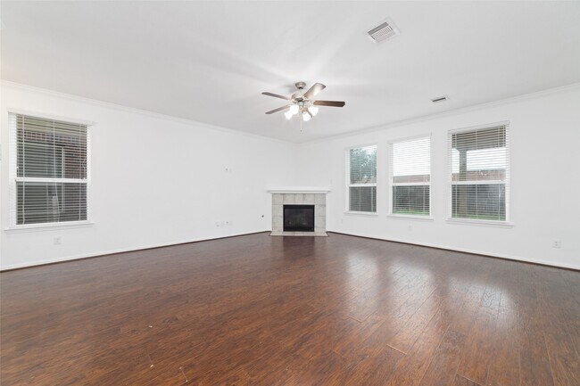 Foto del edificio - 18406 Spruce Tree Line Trl