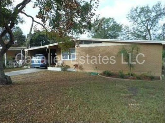 Primary Photo - 8712 N Hyaleah Rd