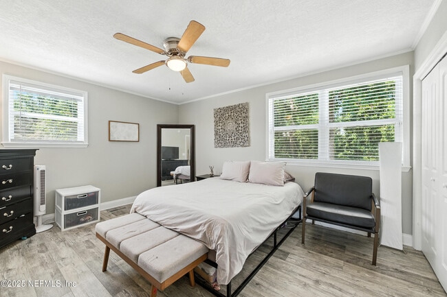 Foto del edificio - 706 Estates Cove Rd