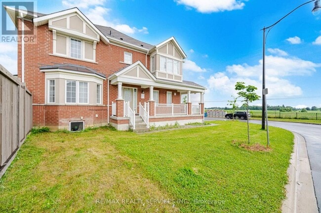 Building Photo - 75 Benhurst Cres