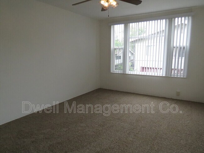 Building Photo - 9067 Lemon Ave