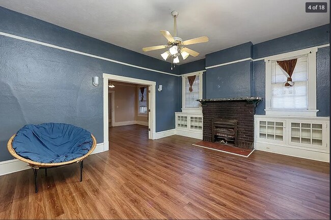 Foto del edificio - 2904 Beacon Ave