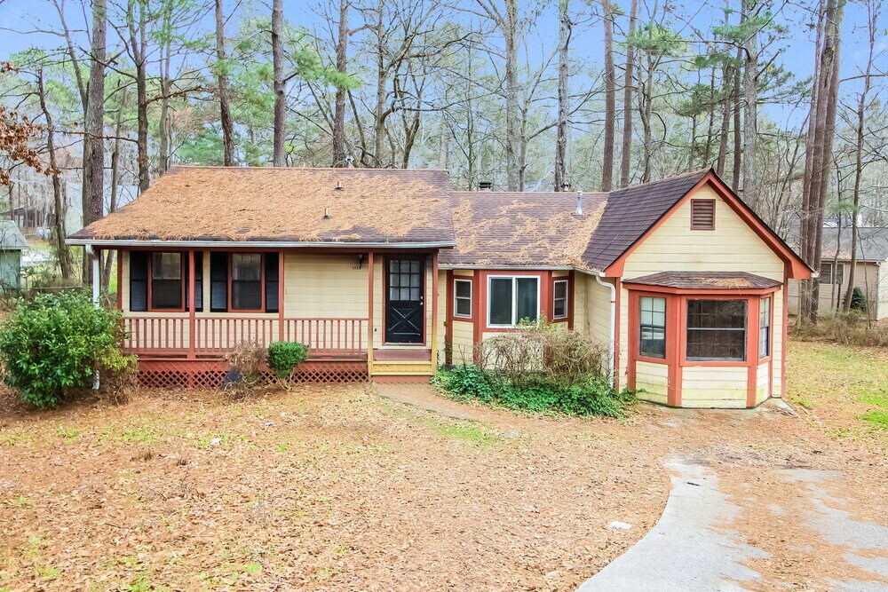 Primary Photo - 1038 River Bend Ct