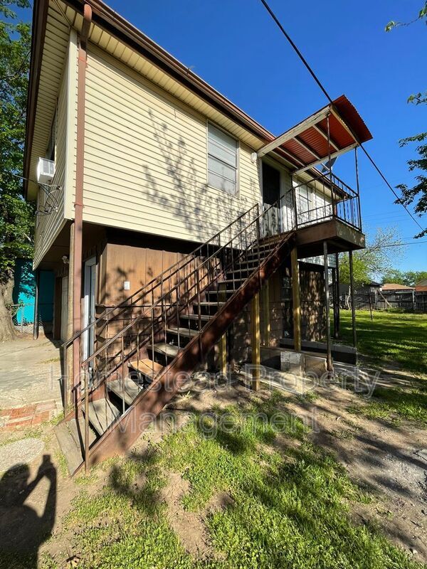 Building Photo - 3333 SW 44th St