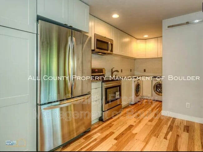 Foto del edificio - 2606 Juniper Ave
