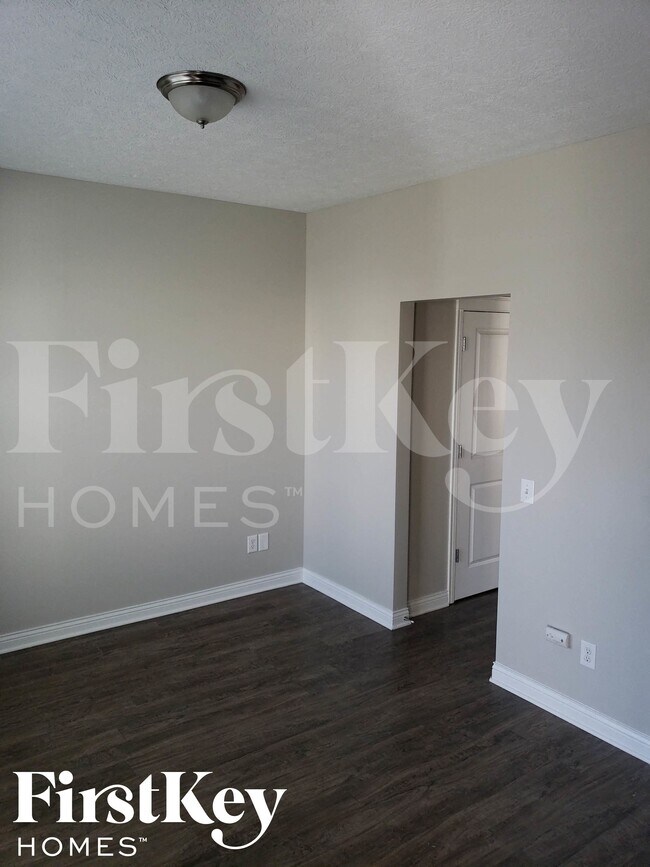 Foto del edificio - 1527 W Quail Run Dr