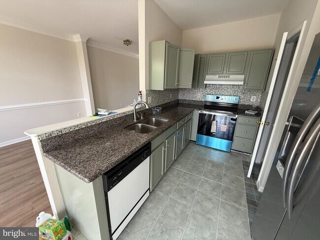 Foto del edificio - 5714 Goldfinch Ct