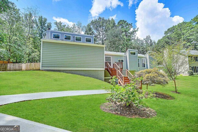 Foto del edificio - 3142 Wicks Lake Dr