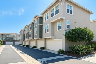 Building Photo - 3538 Torrance Blvd