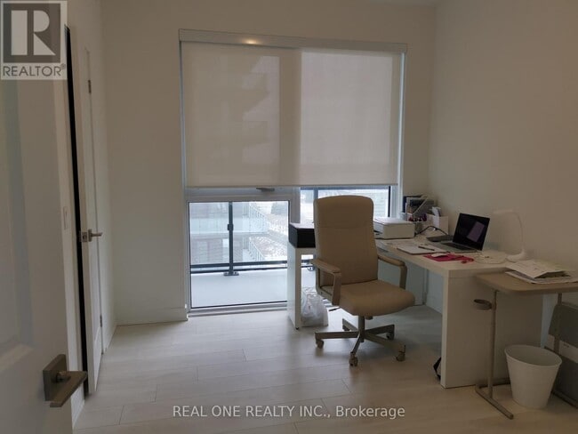 Photo du bâtiment - 85 Oneida Crescent