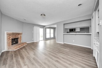 Building Photo - 13603 Ravensway Dr