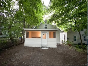 Building Photo - 310 Shuart Ave