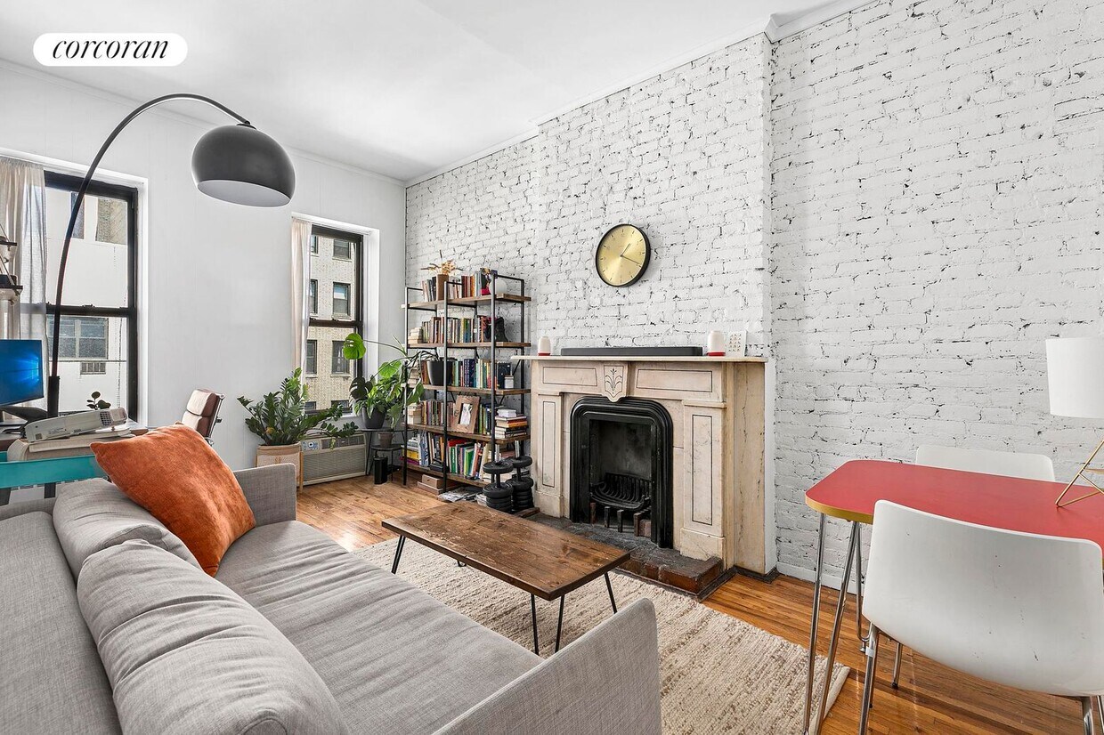Primary Photo - 134 W 71st St
