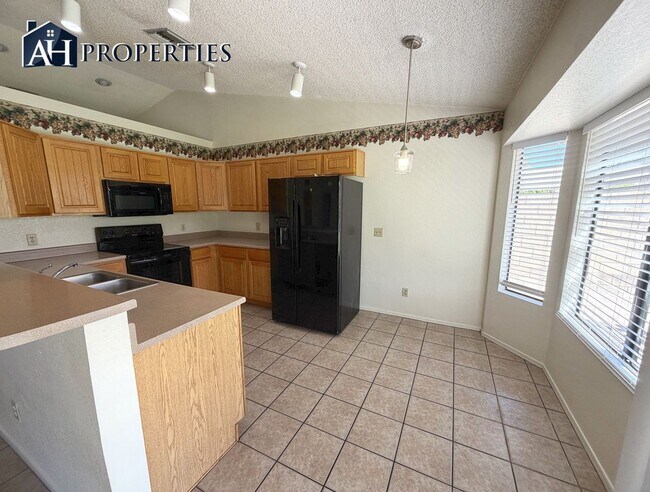 Building Photo - 7203 W Kimberly Way