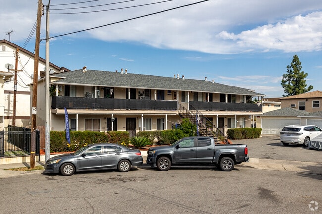 Foto del edificio - 916 S. Cambridge St.