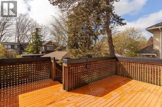 Photo du bâtiment - 2950 W 31st Ave